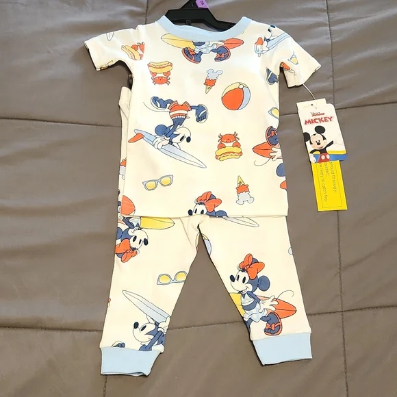 Patriotic Disney pajamas - Picture 2 of 8
